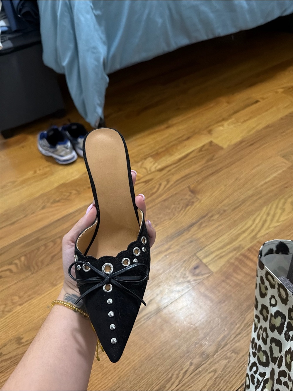 Zara Black Pointed Toe Slip-On Mules with Eyelet & Bow Detail
